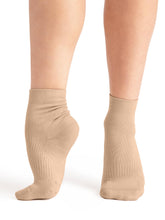 Load image into Gallery viewer, Capezio Lifeknit Sox