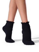 Load image into Gallery viewer, Capezio Children’s Scalloped Edge Sock 3pk