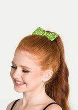 Load image into Gallery viewer, Studio 7 Sequin Bow Clip