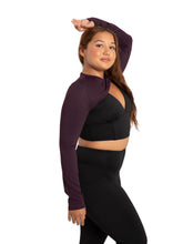 Load image into Gallery viewer, Capezio Performance Crop Top